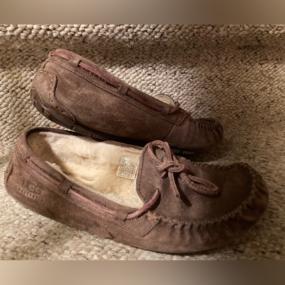 UGG Dakota Tan Water Resistant Suede Indoor/Outdoor Moccasin Slippers